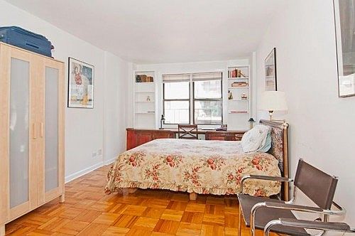 5th image of 1143-1147 York Ave