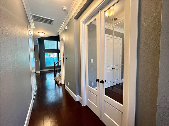 2nd image of 8832 Ashbloom Ln