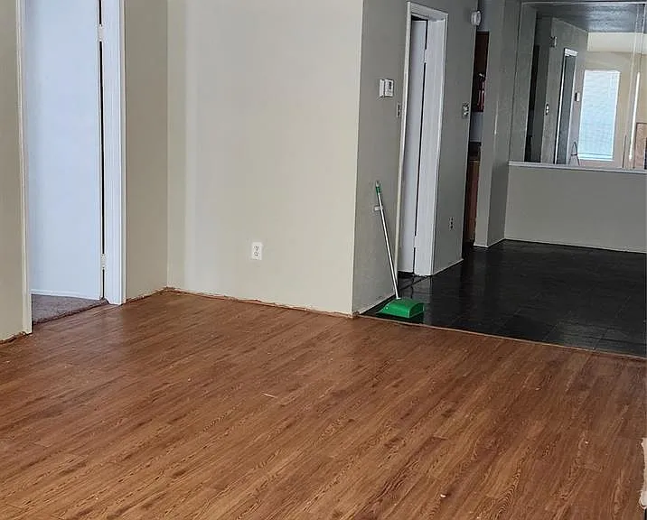 6500 Sands Point Dr #518 — Photo 2