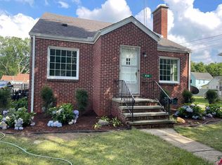 920 N Broad St, Adrian, MI 49221