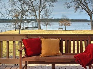 1009 Airport Rd, Graford, TX 76449