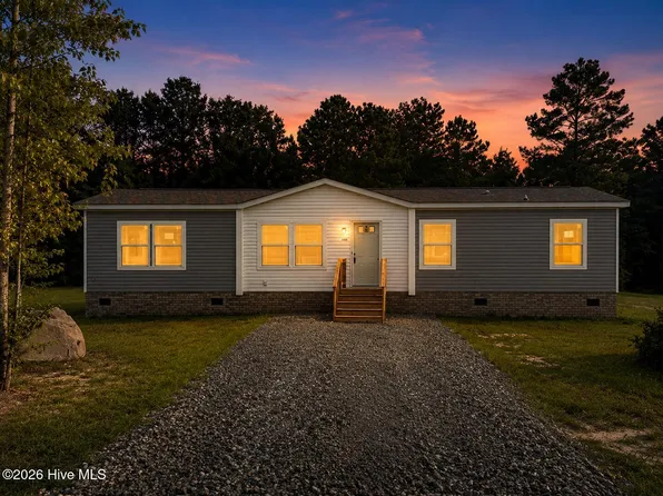 1184 Easy Street SE, Bolivia, NC 28422