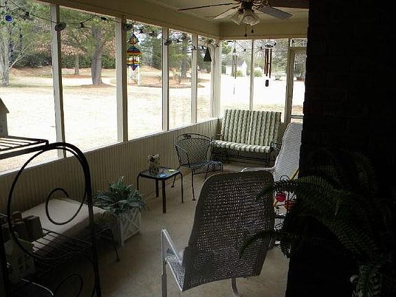 4th image of 473 Freedom Dr