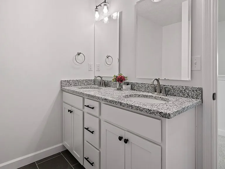 5335 Daffodil Dr — Photo 23