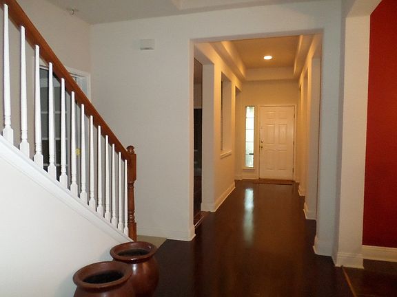 4th image of 9720 Pasatiempo Dr