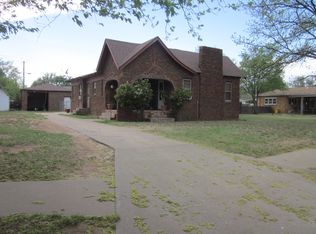 1307 West Ave, Wellington, TX 79095