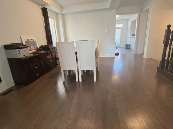 325 Boundary Blvd, Whitchurch Stouffville, ON L4A 4V9
