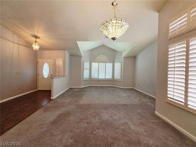 8213 Arch Bay Ln — Photo 5