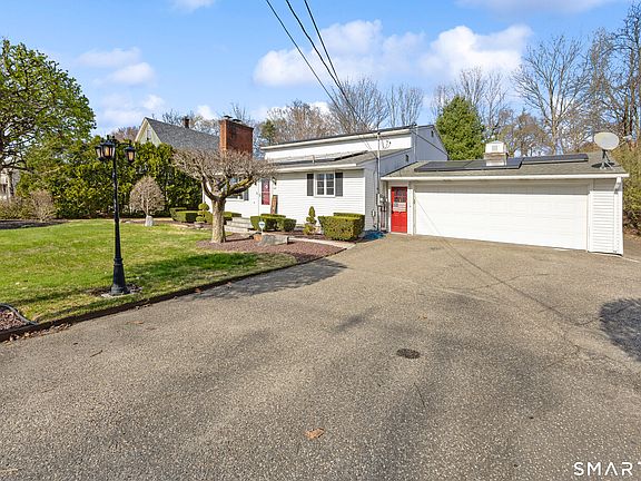 2nd image of 189 Scott Road