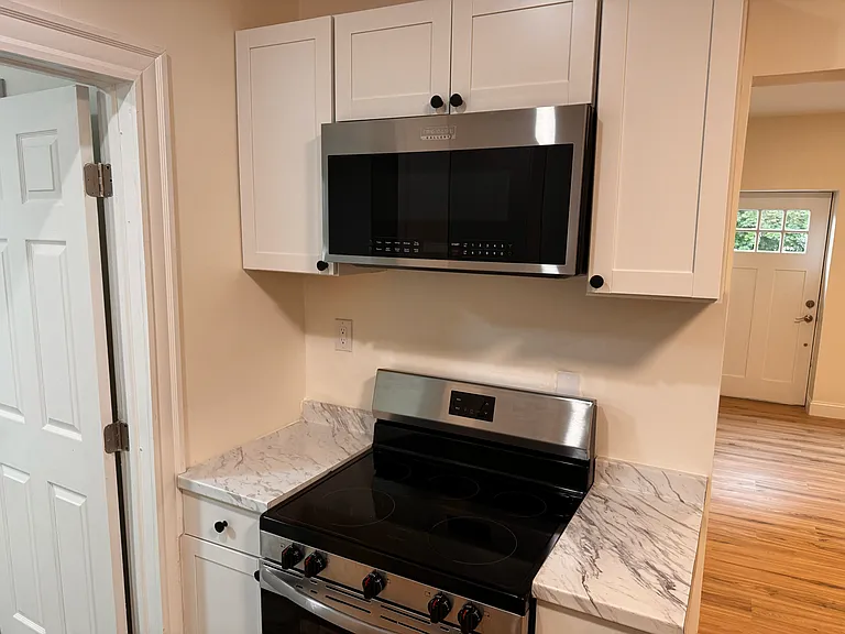 42 Johnston Ave #6 — Photo 8