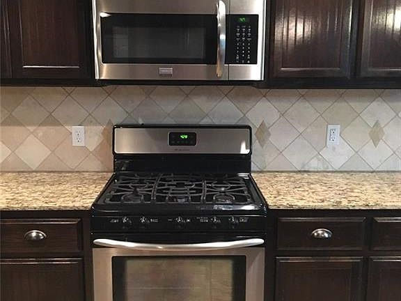 5th image of 4821 SW 123rd St