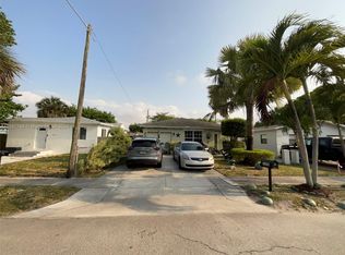 2220 Cody St, Hollywood, FL 33020
