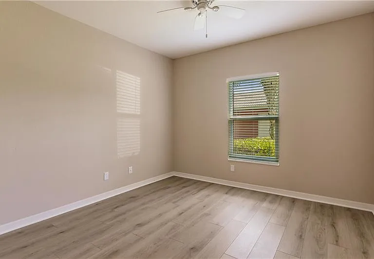 27400 Palmesta Cir #A — Photo 22