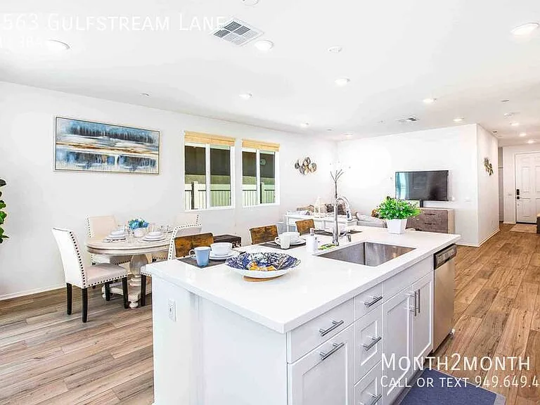 14563 Gulfstream Ln — Photo 7