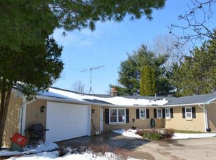 N9111 Beaver Ln, Neshkoro, WI 54960