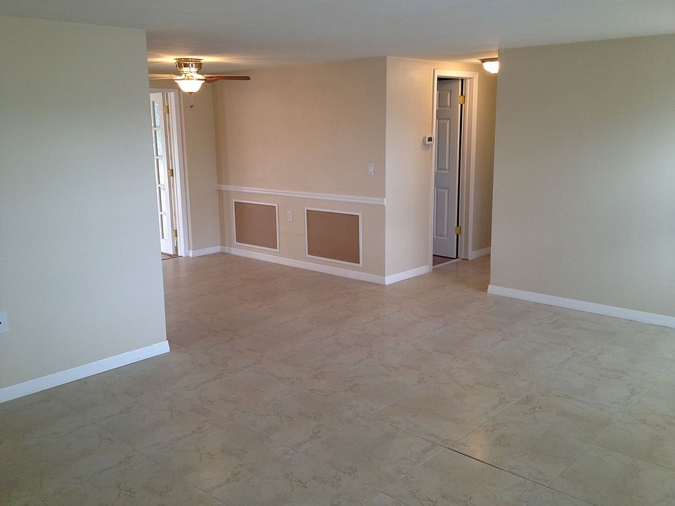 1st image of 5053 Mecaslin Dr