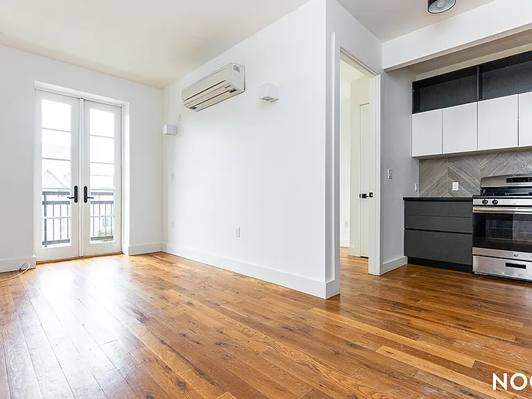492 Lefferts Ave #5E — Photo 2