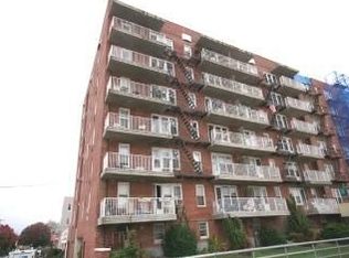 130 Beach 121st St APT 3H, Rockaway Park, NY 11694