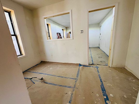 3rd image of 21-23 27th St #3AA