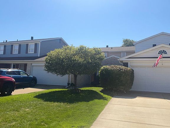 2nd image of 438 Lockmoor Ct