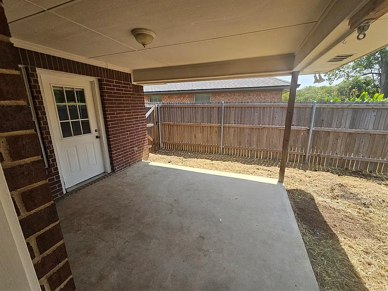 1605 Stuart Rd — Photo 21