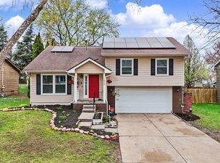1930 Thornton Ct, Des Moines, IA 50320