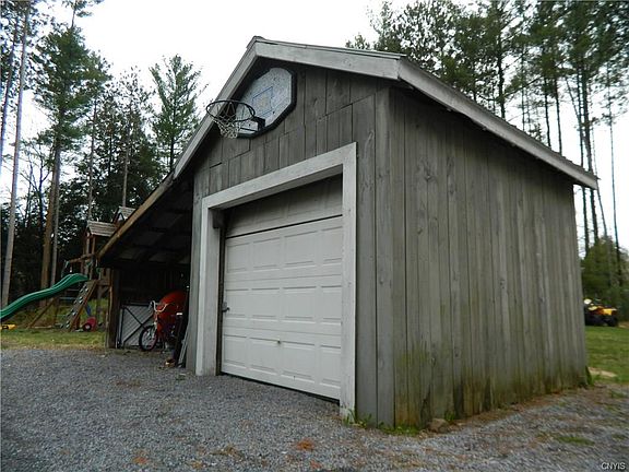 2nd image of 6770 Independence Dr