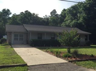 5053 Saints Ln, Milton, FL 32570