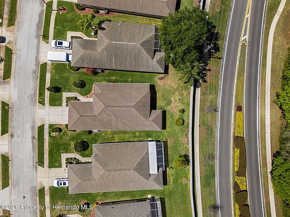 5th image of 7615 Albacore Dr