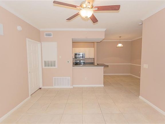 4th image of 14304 Fredricksburg Dr APT 403