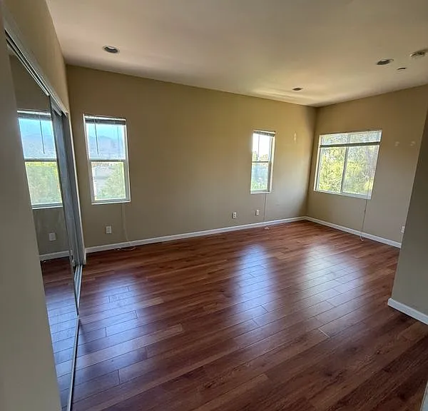 1769 Los Feliz Dr #3 — Photo 21