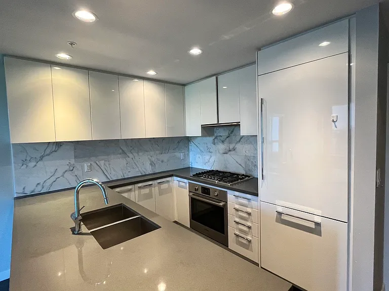 5628 Birney Ave #208 — Photo 18