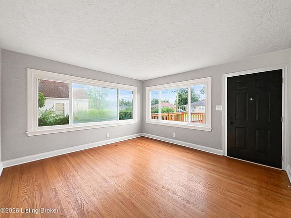 3rd image of 6215 Fox Ave