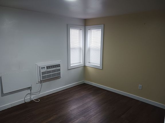 5th image of 815 NW 3rd St #5