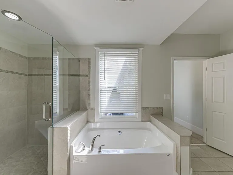 86 Mayson Ave NE — Photo 31