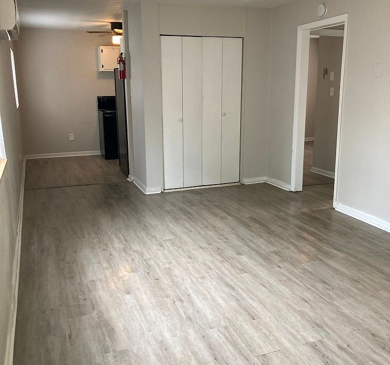 1st image of 2527 Washington Pike APT C5