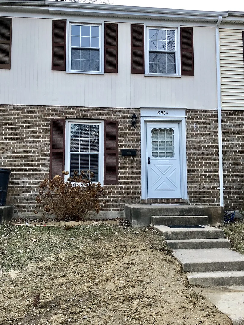 Charming 3BD/1BA Townhome in Belmont/Nottingham, MD! — Photo 1
