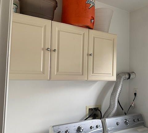 1 of 2 Laundry Areas