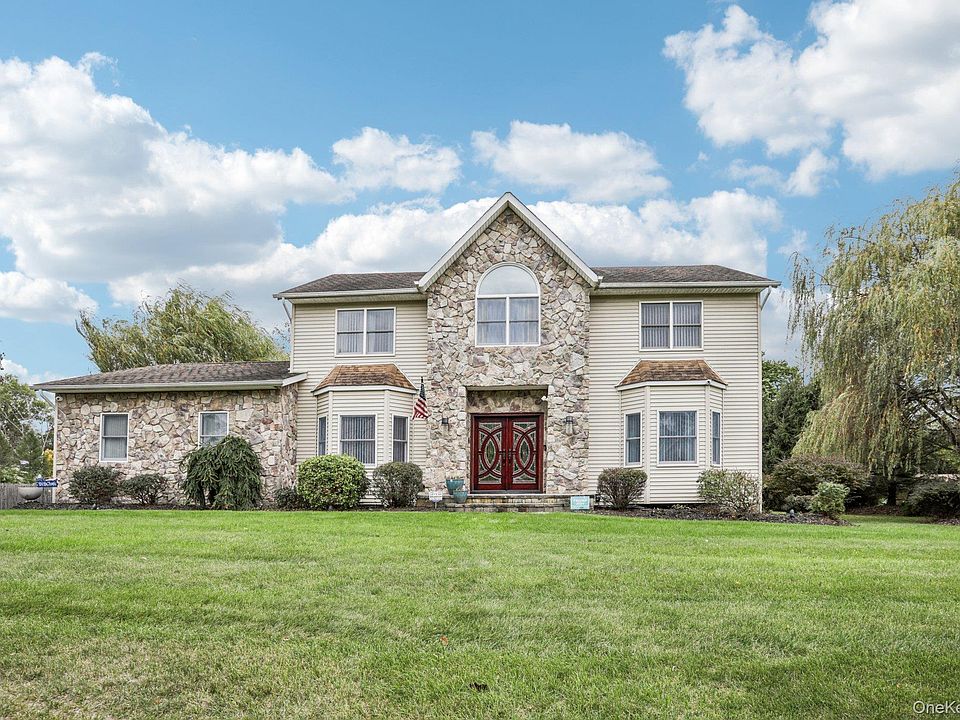 1st image of 4 Isaac Drive