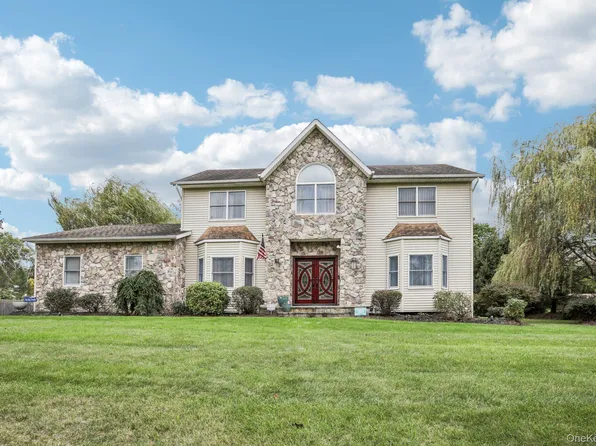 4 Isaac Drive, Pomona, NY 10970