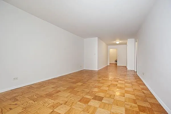 Sold by Mazzeo Real Estate | media 17