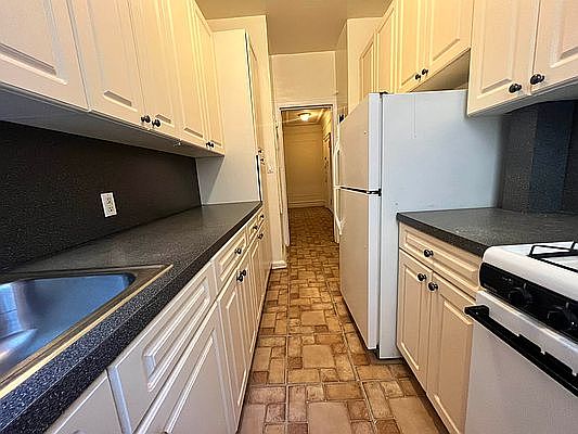 4th image of 3642 B Way #1G