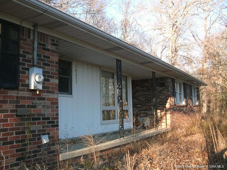 2nd image of 1566 N Liberty View Rd