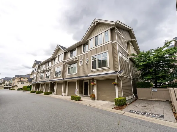 19525 73rd Ave #124, Surrey, BC V4N 6L7