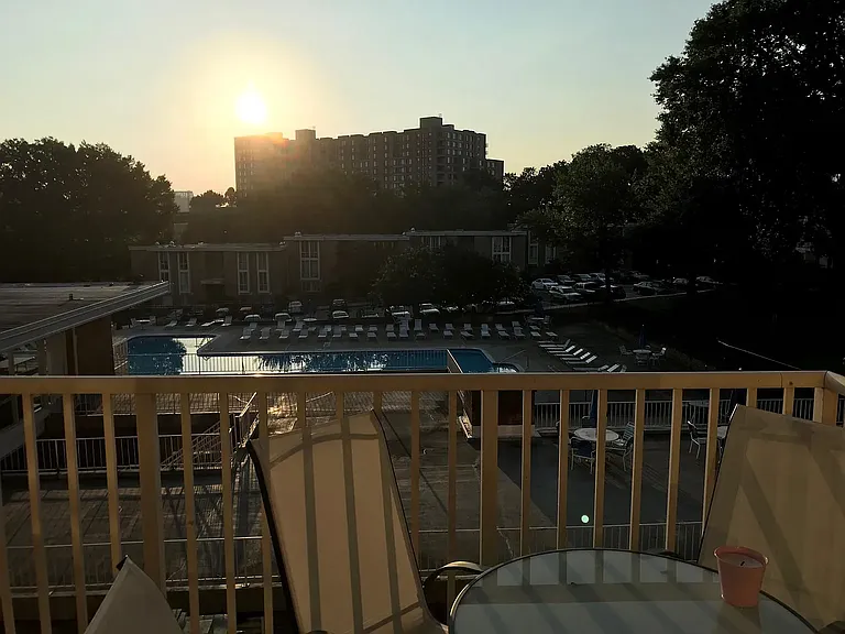 2648 Redcoat Dr #1C — Photo 8