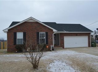 2657 Derby Dr, Clarksville, TN 37040