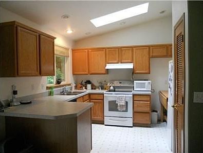 4th image of 8913 127th Avenue Ct
