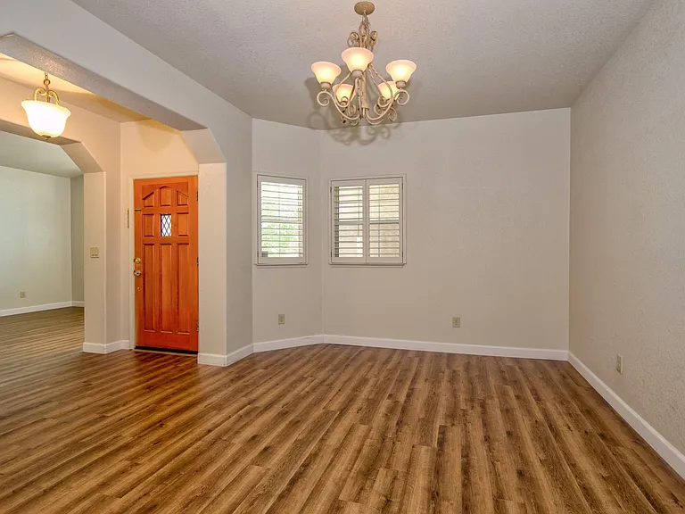 3800 Sheffield Cir — Photo 7