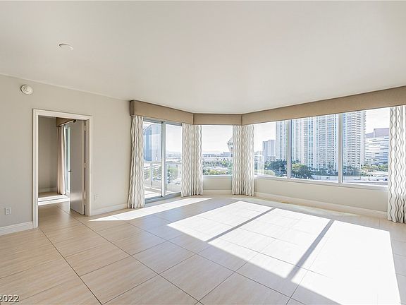 2nd image of 222 Karen Ave Unit 1002