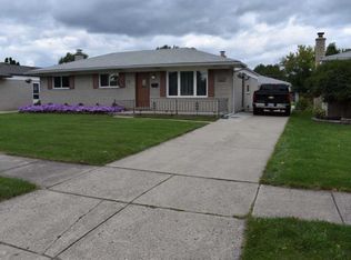 13117 Winona Dr, Sterling Heights, MI 48312